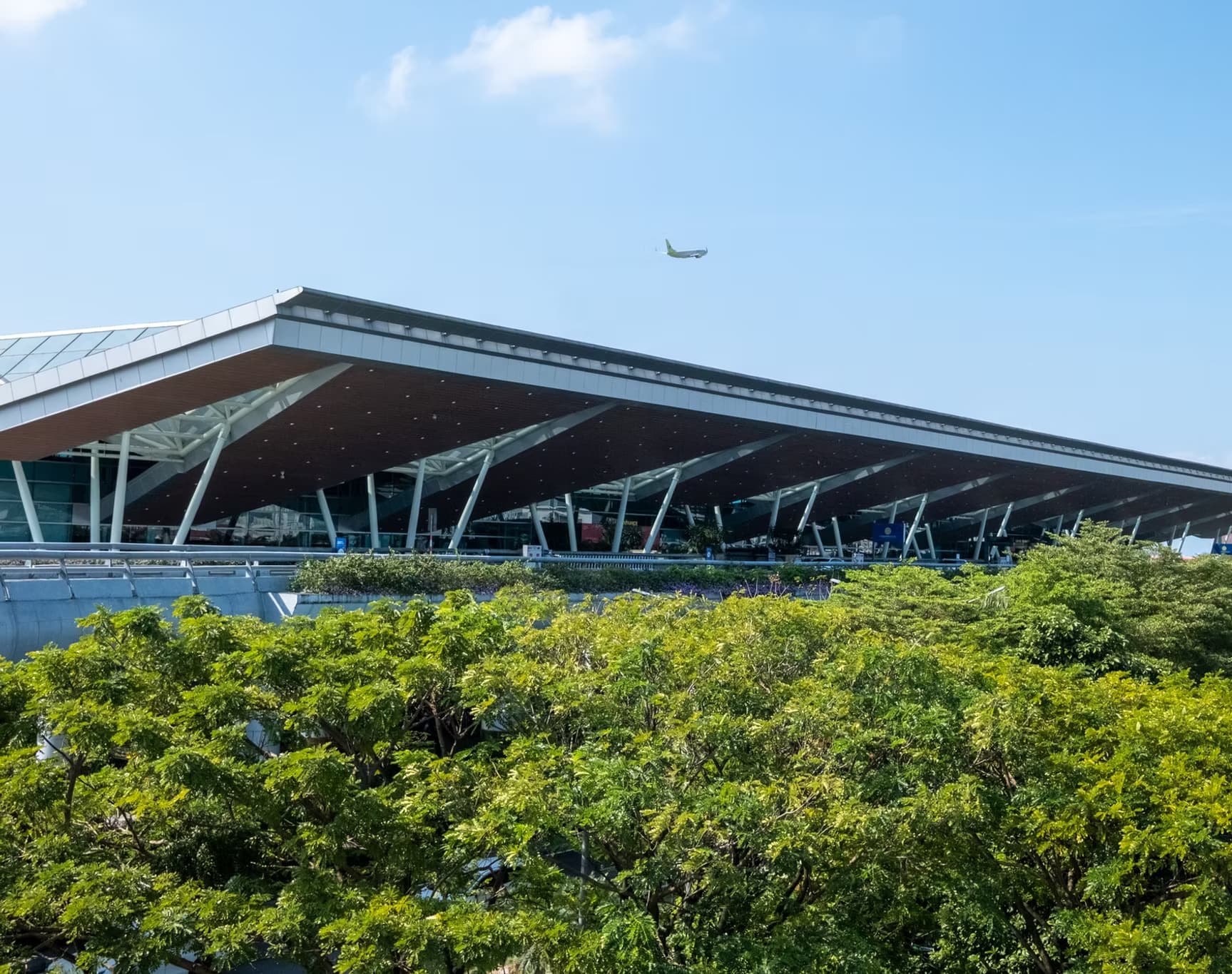 Danang International Airport —  Environmental Design