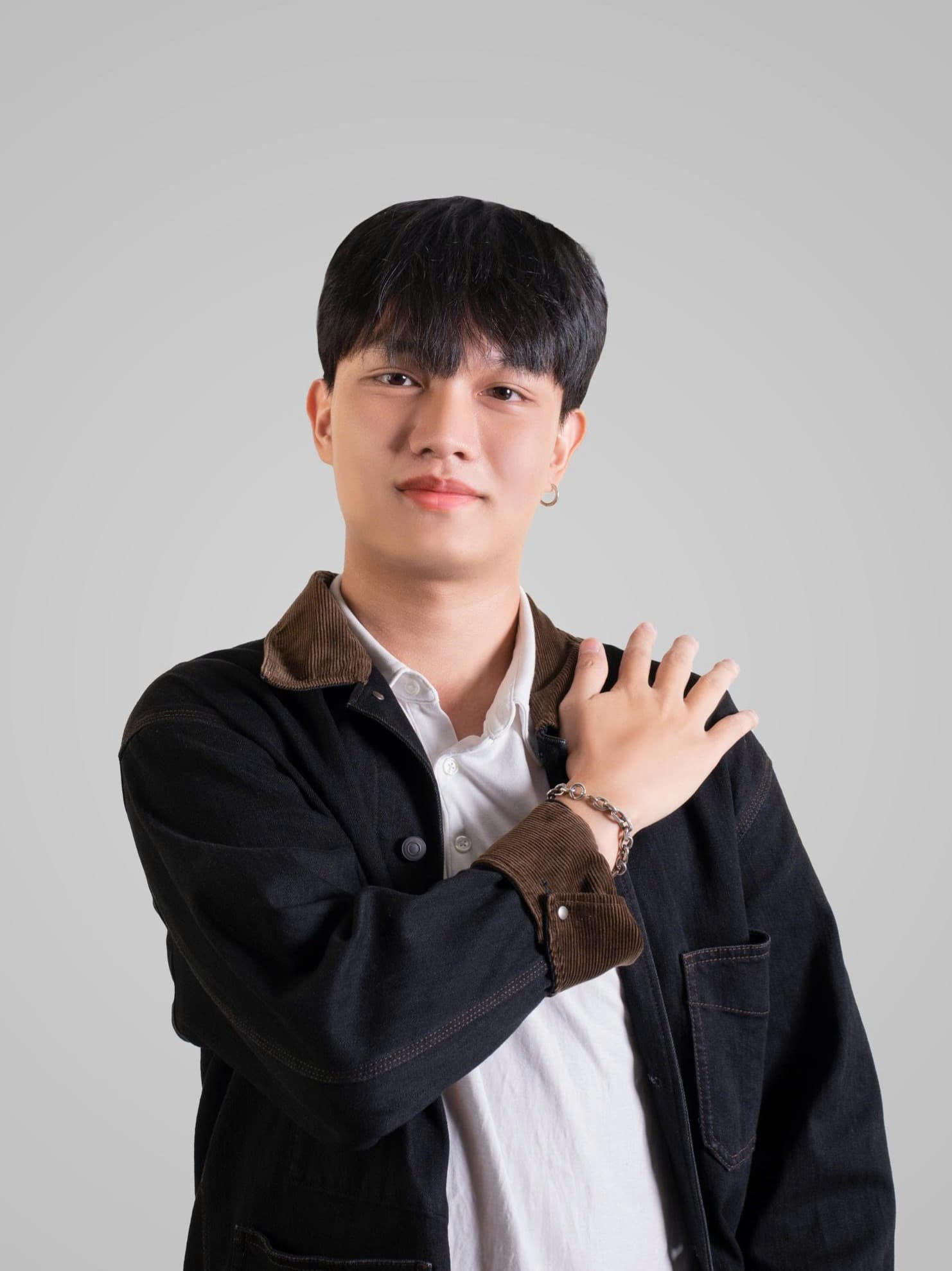 Van Khoa